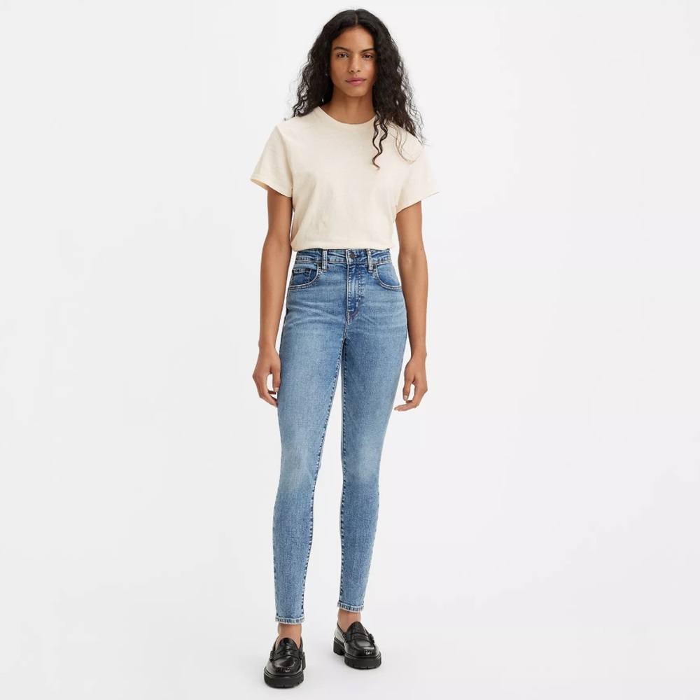 LEVI’S 721 High Rise Skinny